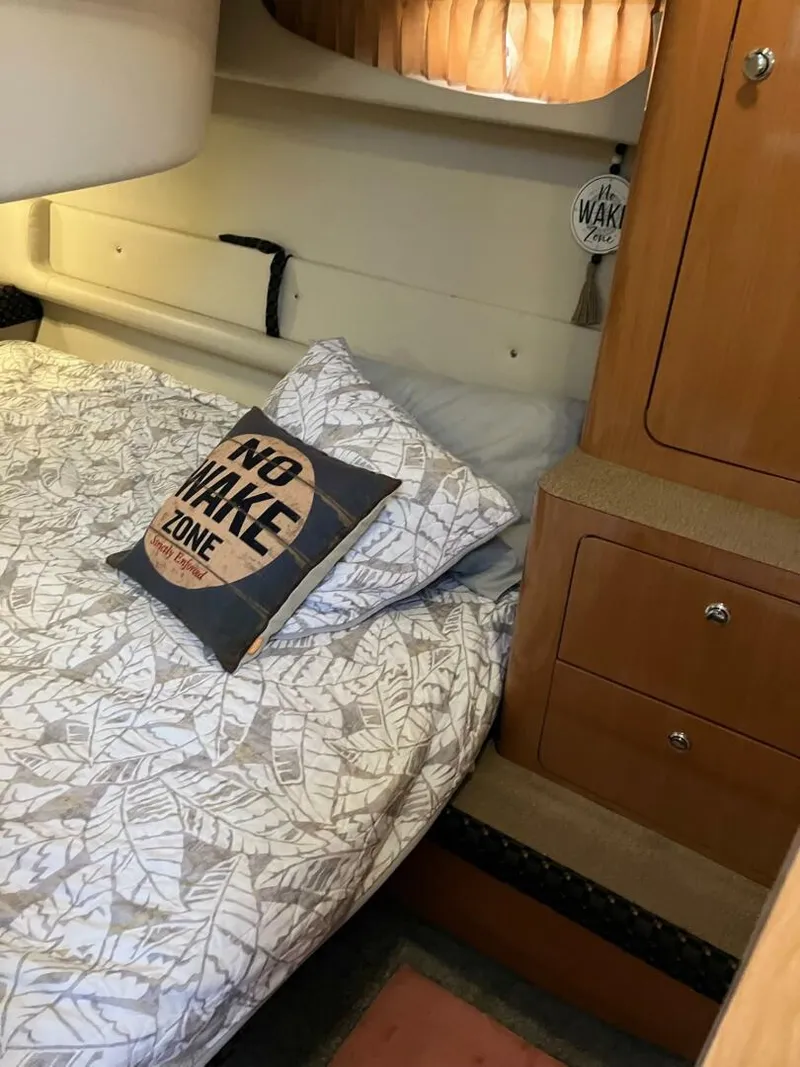 Slide: The Image of Regal 3780 Commodore 2001 - 5617445