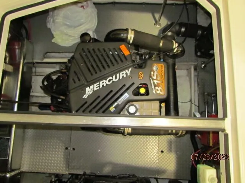 Slide: The Image of Regal 3780 Commodore 2001 - 5617474