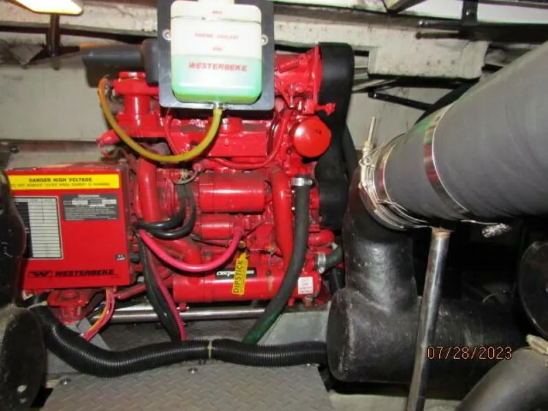 Slide: The Image of Regal 3780 Commodore 2001 - 5617475