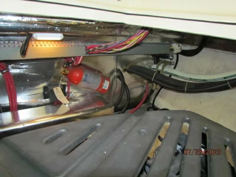 Slide: The Image of Regal 3780 Commodore 2001 - 5617477