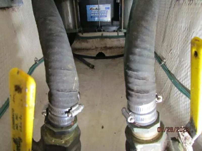 Slide: The Image of Regal 3780 Commodore 2001 - 5617482