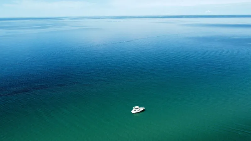 Slide: The Image of Regal 3780 Commodore 2001 - 5617424