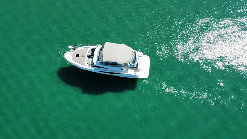 Slide: The Image of Regal 3780 Commodore 2001 - 5617425