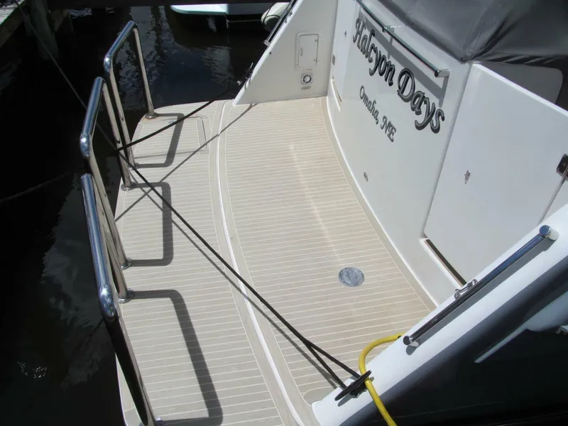 Slide: The Image of McKinna 57 Pilothouse 1999 - 5617672