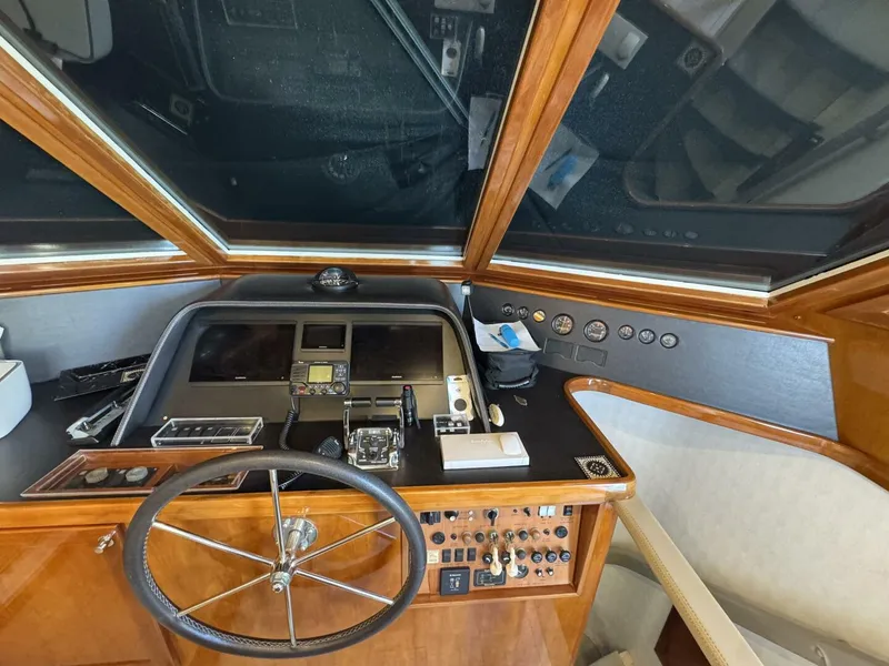 Slide: The Image of McKinna 57 Pilothouse 1999 - 5617704