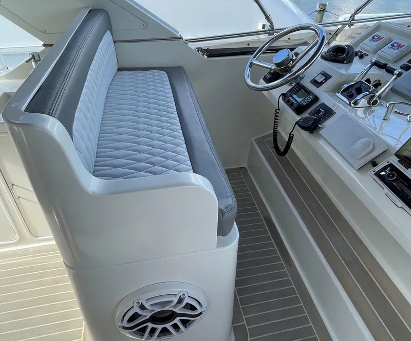Slide: The Image of McKinna 57 Pilothouse 1999 - 5617580