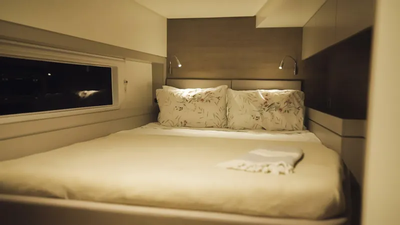 Slide: The Image of Point Clear IntCabin  Fwd Port 1 - 5623538