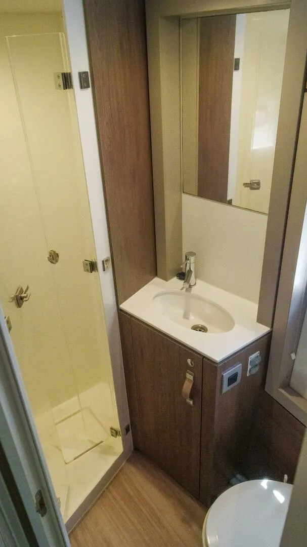 Slide: The Image of Point Clear IntHead 3 - 5623561