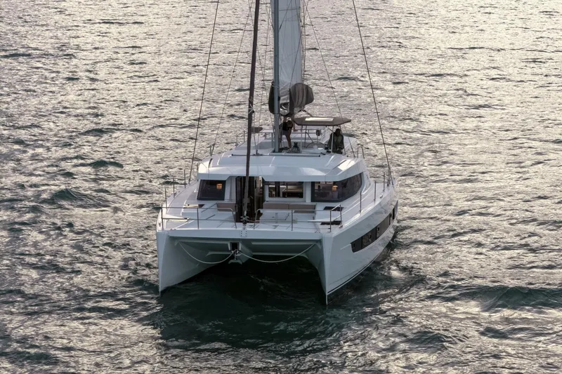 Slide: The Image of Point Clear Aerial Bow - 5623526