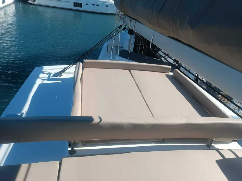 Slide: The Image of Bali 4.4 2023 - 5626245