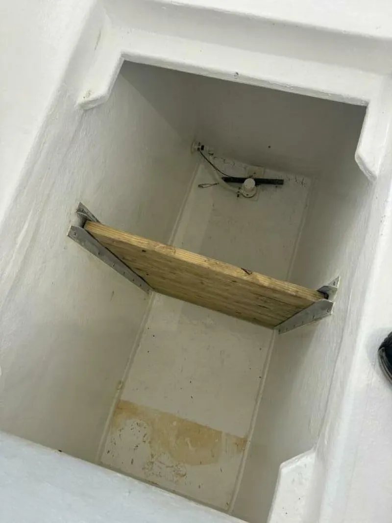 Slide: The Image of Commercial Monroe 1987 - 5617889