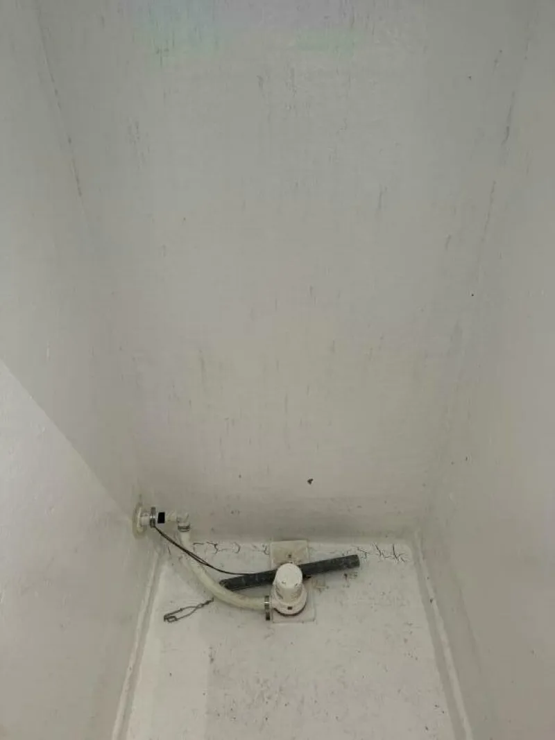 Slide: The Image of Commercial Monroe 1987 - 5617885