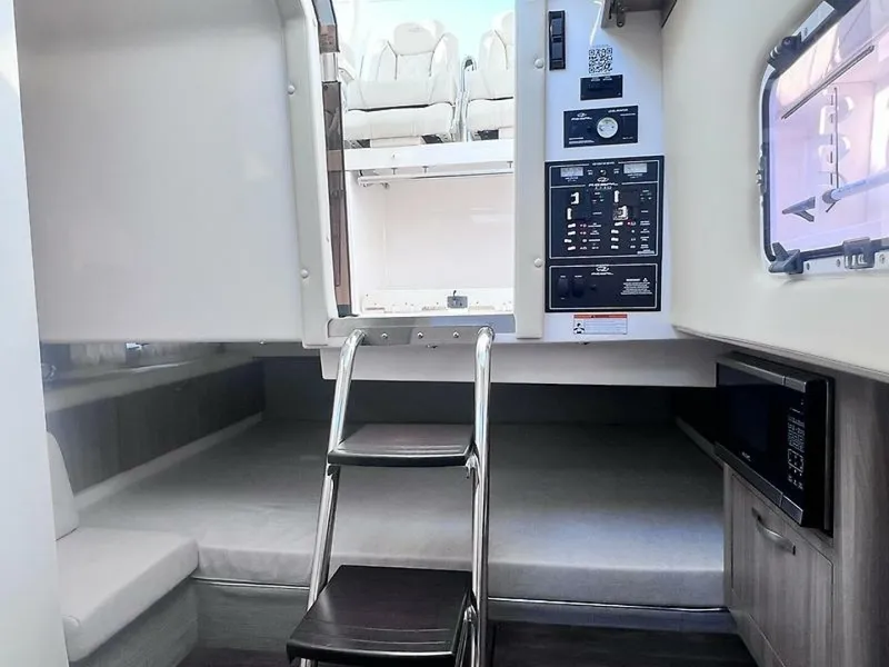 Slide: The Image of 0005355649 - 5618344