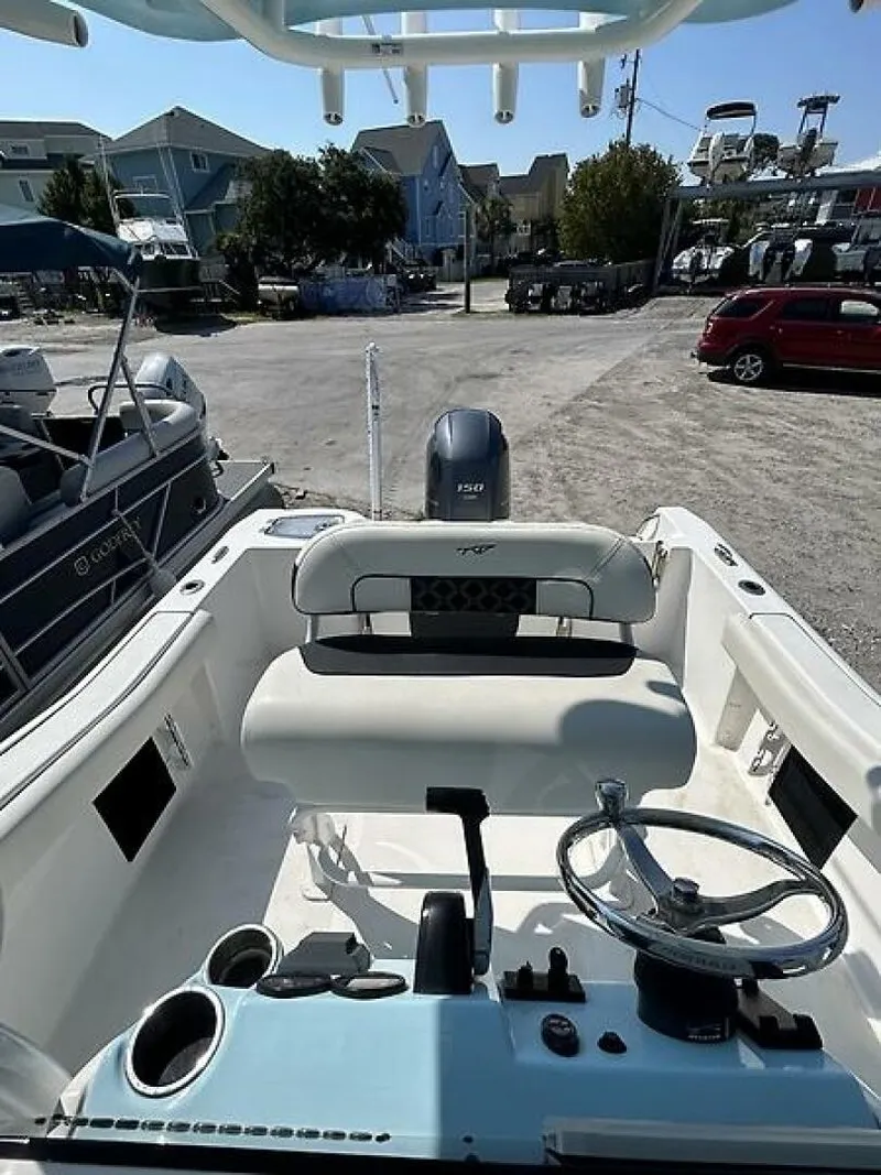 Slide: The Image of 0005338065 - 5618561