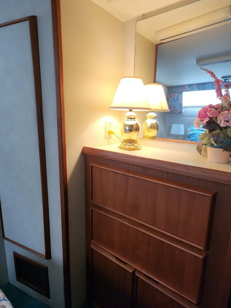 Slide: The Image of Chris-Craft 362 Catalina 1987 - 5624007