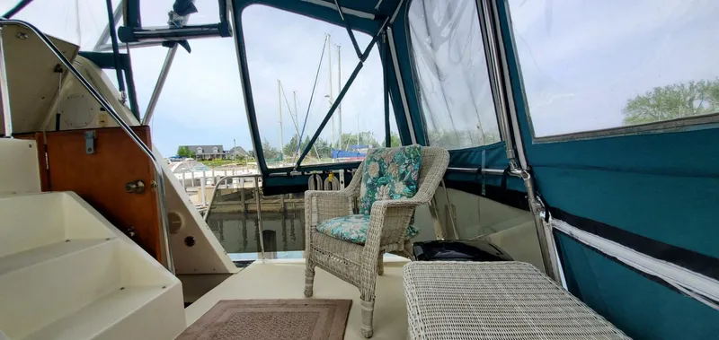 Slide: The Image of Chris-Craft 362 Catalina 1987 - 5623988