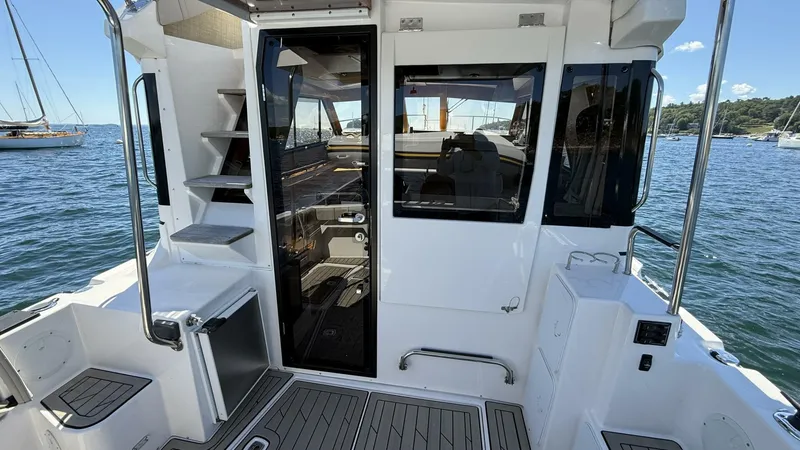 Slide: The Image of Cutwater C-32 CB 2022 - 5619211