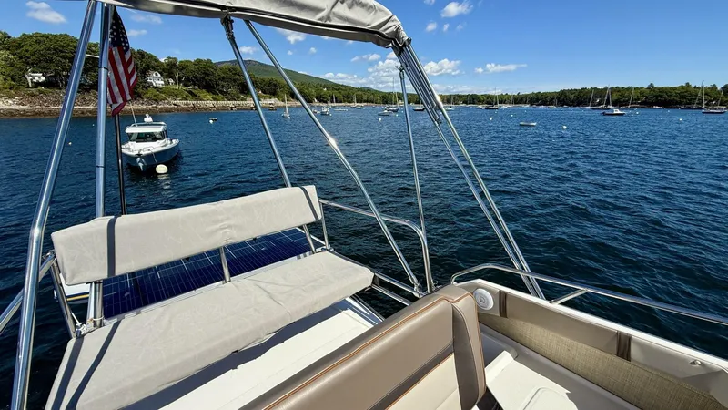 Slide: The Image of Cutwater C-32 CB 2022 - 5619222