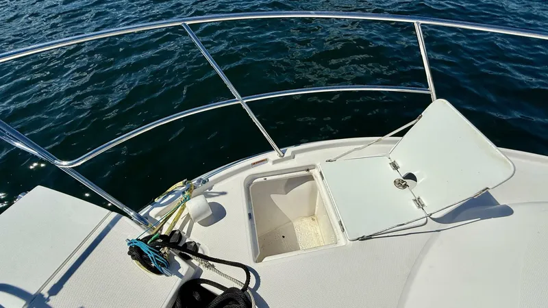 Slide: The Image of Cutwater C-32 CB 2022 - 5619236