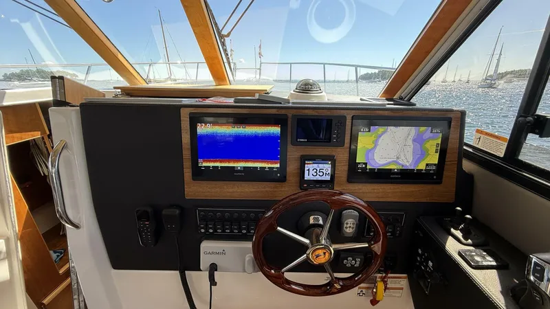 Slide: The Image of Cutwater C-32 CB 2022 - 5619251