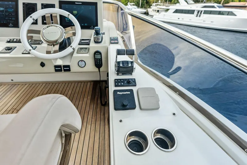 Slide: The Image of Azimut 72 Flybridge 2017 - 5620745