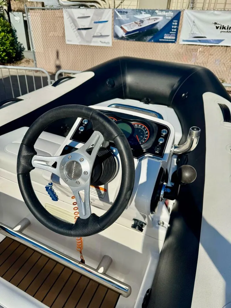 Slide: The Image of 2023 Williams Jet 345-Hull - 5619215