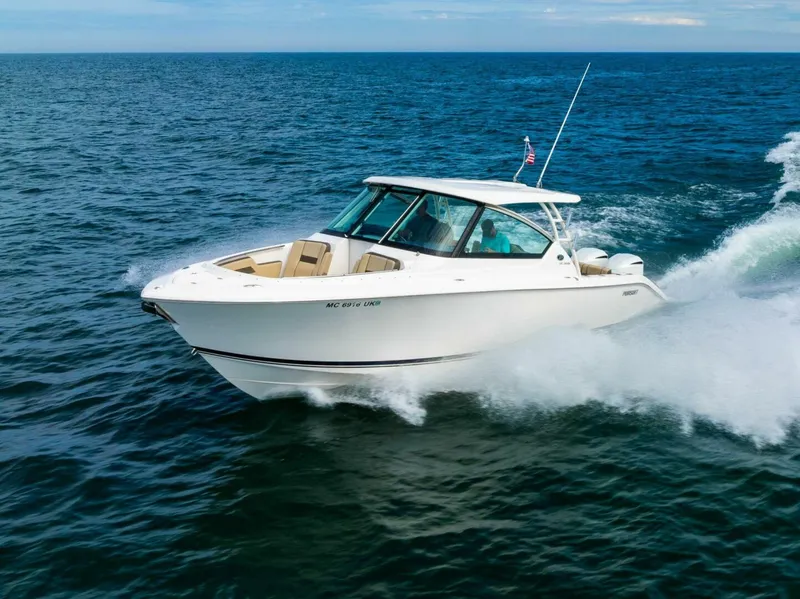 Slide: The Image of Pursuit 295 Dual Console 2019 - 5619540