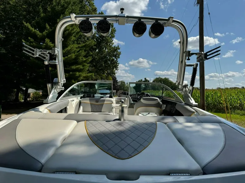 Slide: The Image of Mastercraft X15 2012 - 5619942