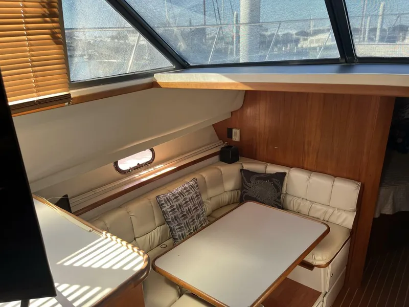 Slide: The Image of Carver 440 Aft Cabin Dinette - 5733506
