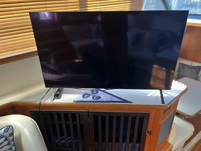 Slide: The Image of Carver 440 Aft Cabin Master Cabin TV - 5733452