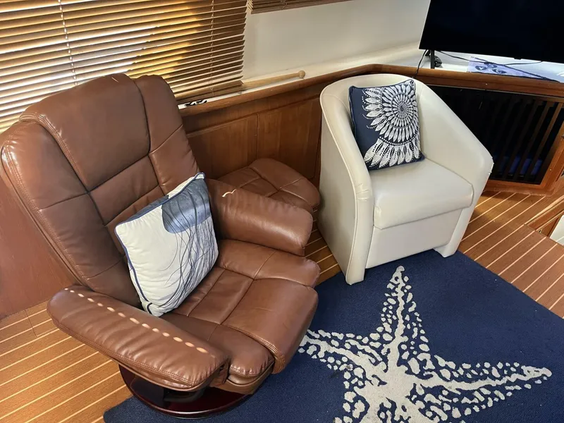 Slide: The Image of Carver 440 Aft Cabin Salon Chairs - 5733498
