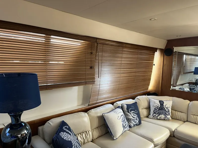 Slide: The Image of Carver 440 Aft Cabin Blinds - 5733434