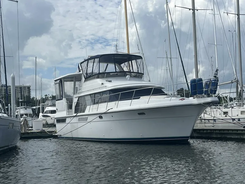 Slide: The Image of Carver 440 Aft Cabin Starboard Side - 5625876