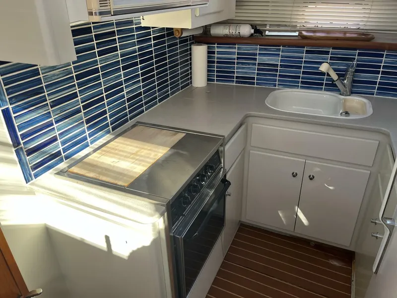 Slide: The Image of Carver 440 Aft Cabin Galley - 5733406