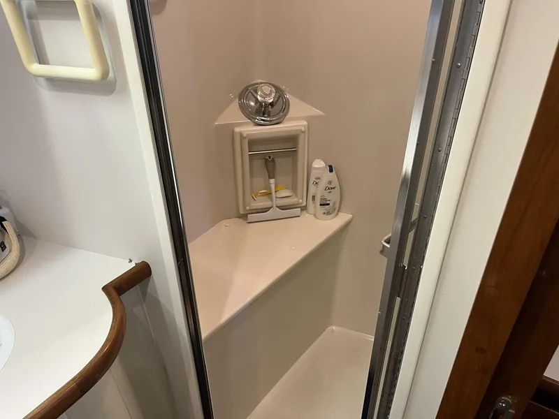 Slide: The Image of Carver 440 Aft Cabin Master Head - 5733444