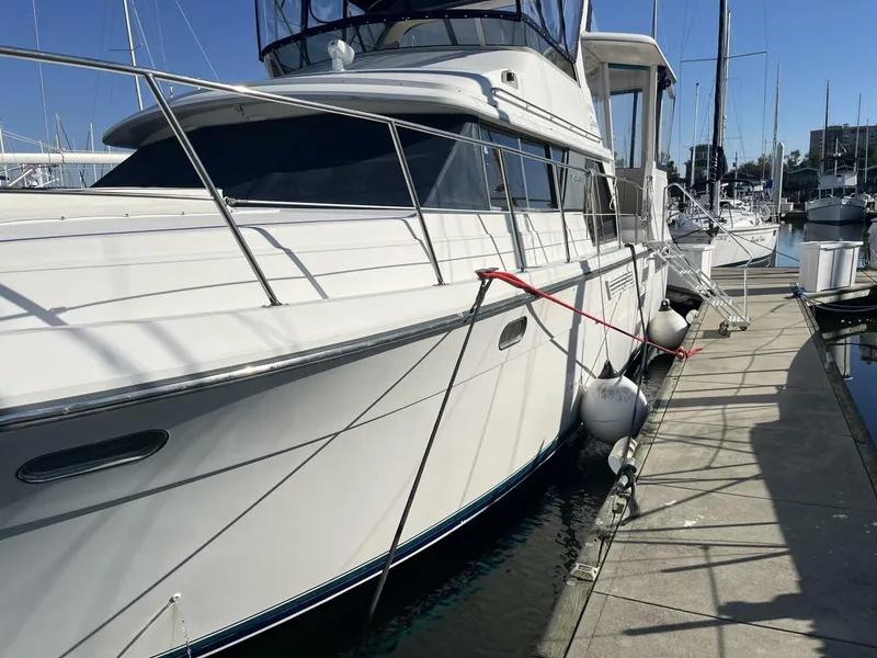 Slide: The Image of Carver 440 Aft Cabin - 5733479