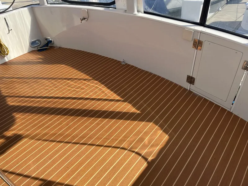 Slide: The Image of Carver 440 Aft Cabin Aft Deck - 5733483