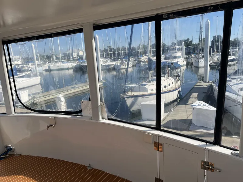 Slide: The Image of Carver 440 Aft Cabin Aft Enclosure - 5733487