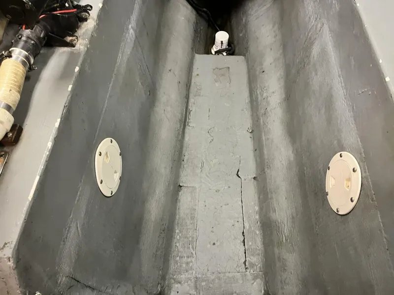 Slide: The Image of Carver 440 Aft Cabin Bilge - 5898993