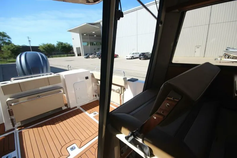 Slide: The Image of Ranger Tug R-25 Luxury Edition 2026 - 5619910