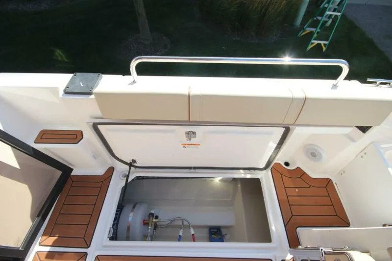 Slide: The Image of Ranger Tug R-25 Luxury Edition 2026 - 5619916