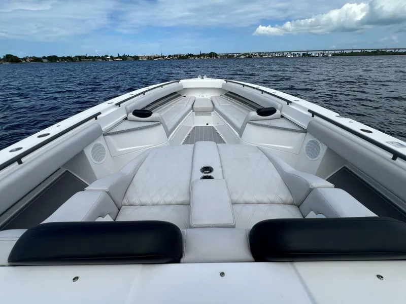 Slide: The Image of HCB 53 Title Wave - Bow 2020 HCB 53 Title Wave - 5620006