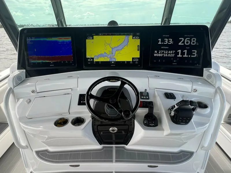 Slide: The Image of HCB 53 Title Wave - Helm 2020 HCB 53 Title Wave - 5620016