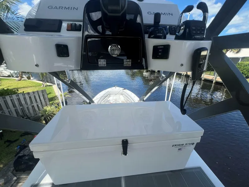 Slide: The Image of HCB 53 Title Wave - Cockpit 2020 HCB 53 Title Wave - 5619999