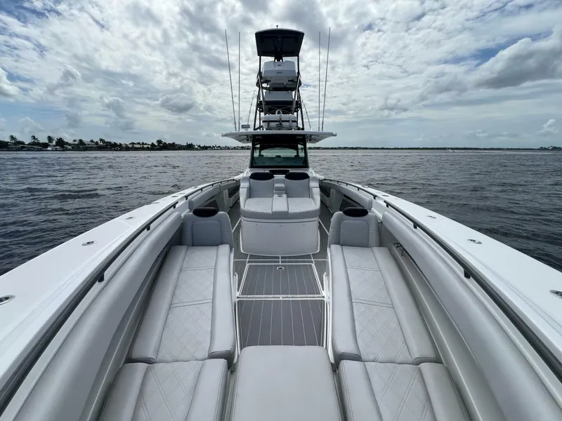 Slide: The Image of HCB 53 Title Wave - Bow 2020 HCB 53 Title Wave - 5620008