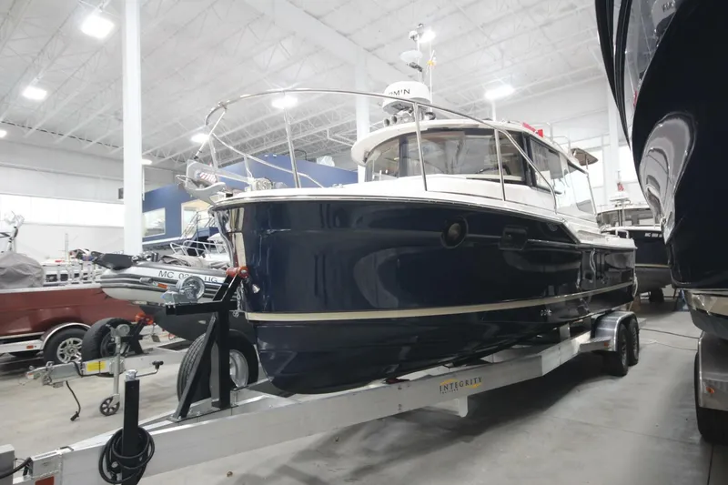 The Image of Ranger Tug R-25 Luxury Edition 2026 - 5864645