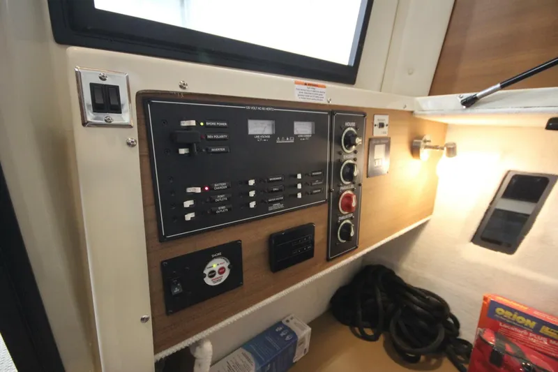 Slide: The Image of Ranger Tug R-25 Luxury Edition 2026 - 5864671