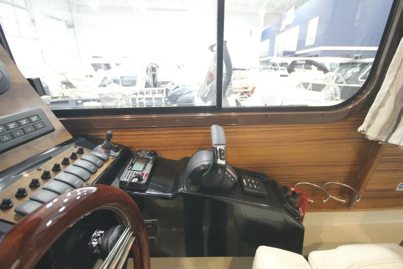 Slide: The Image of Ranger Tug R-25 Luxury Edition 2026 - 5864679