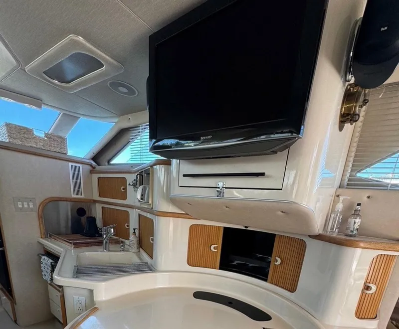 Slide: The Image of 5a Main Salon Galley  - 5620022