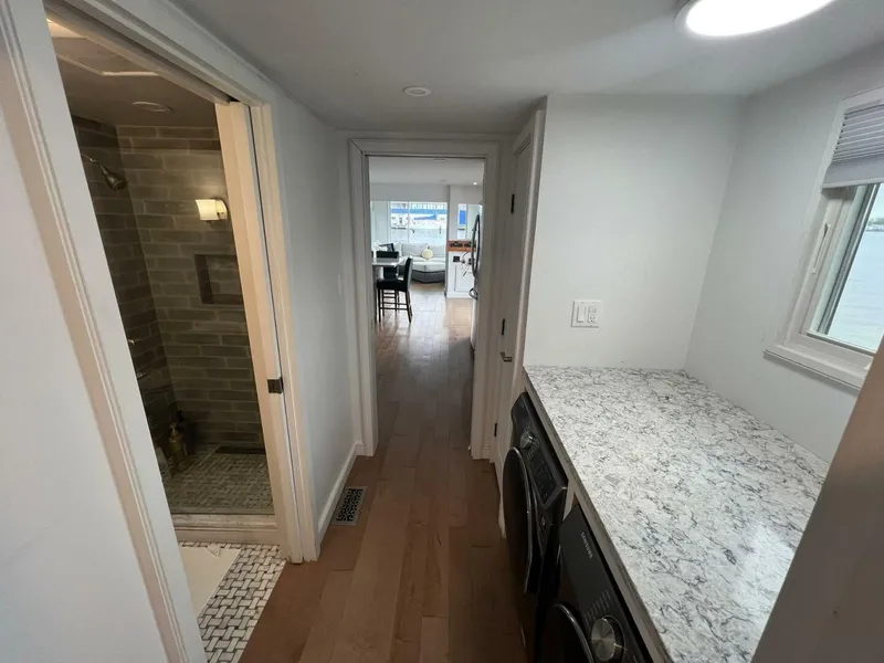 Slide: The Image of Sumerset Houseboat 1981 - 5628187